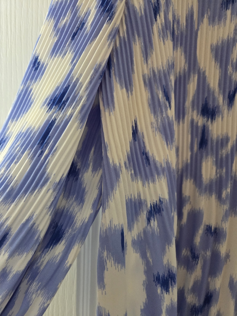 Nine West Blue and White Pleated Print Blouse - Picture 3 of 7